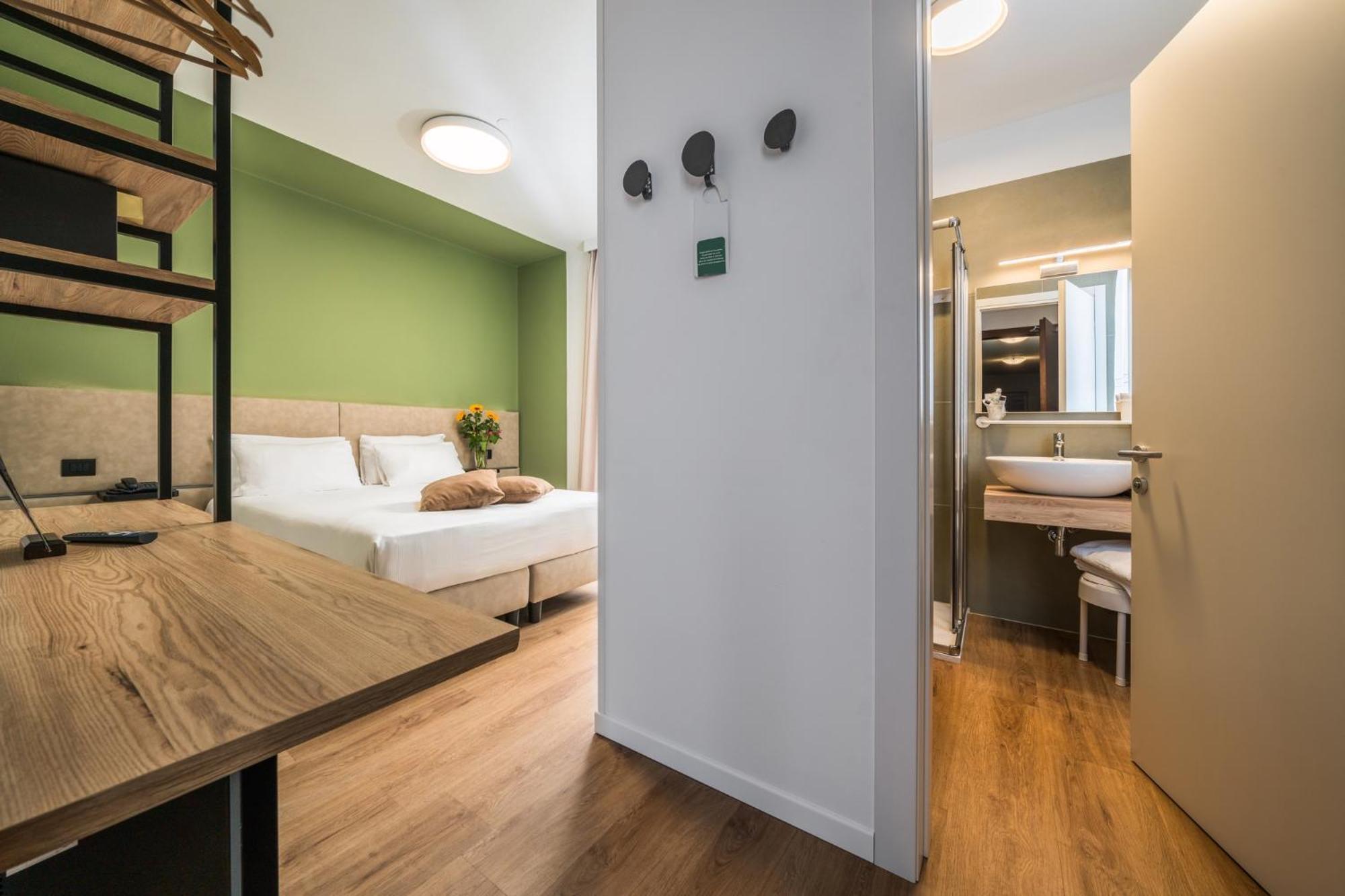 Hotel Oasi Verde Bienno ภายนอก รูปภาพ